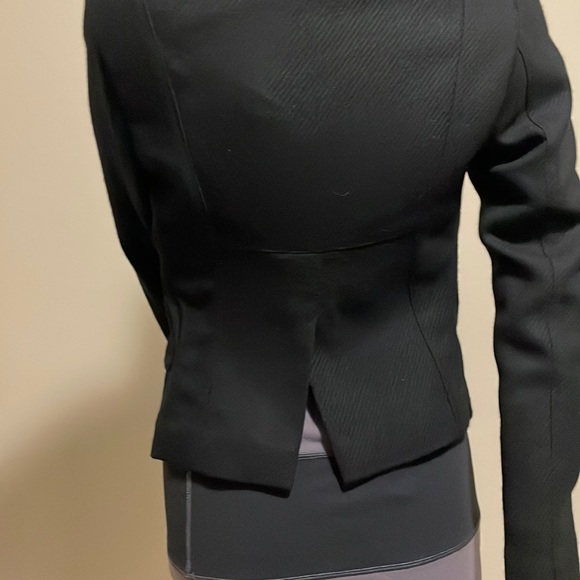 Black wool fitted asymmetric crop jacket rounded collar very unique Size Small - Picture 8 of 12